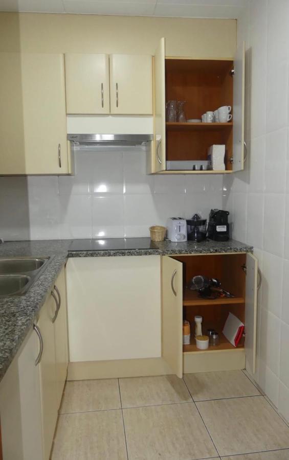 Apartament Encantador Al Centre De Vic Aptgarbi Bagian luar foto