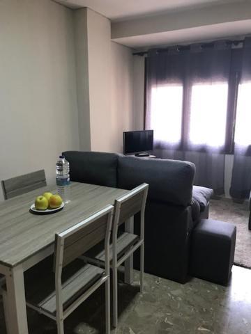 Apartament Encantador Al Centre De Vic Aptgarbi Bagian luar foto
